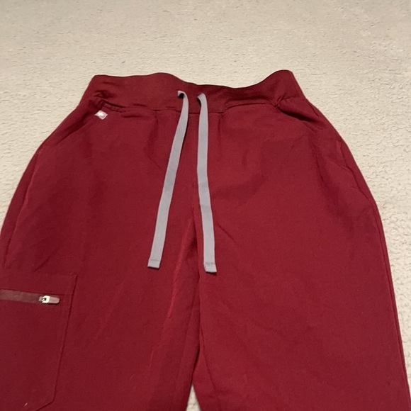 Figs Women's High waisted zamora joggers size s - Picture 3 of 7